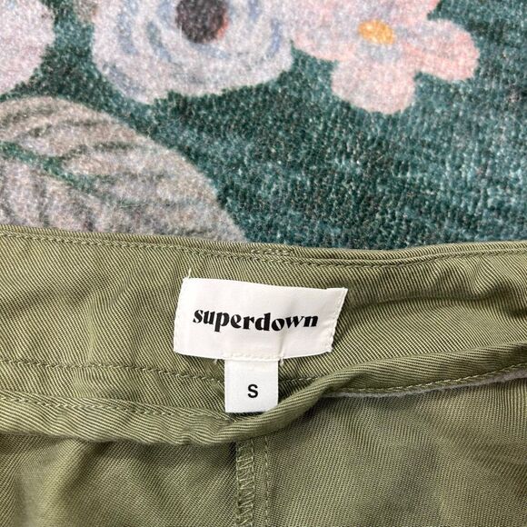 Superdown Mae Cargo Pants Womens Small Olive Green High Rise Silky Satin Tencel - Picture 3 of 16